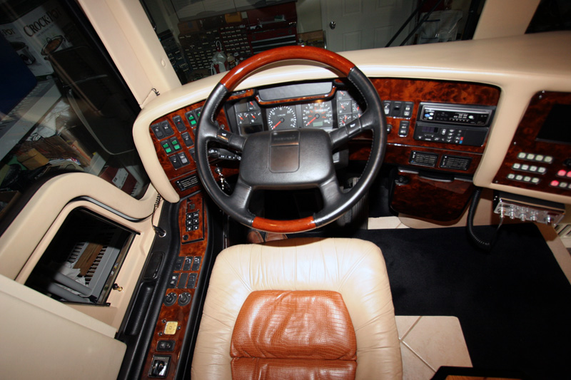 Bose Sound System >> 2001 Prevost Vantare XL II Bose Sound System >> 2001 Prevost Vantare XL II